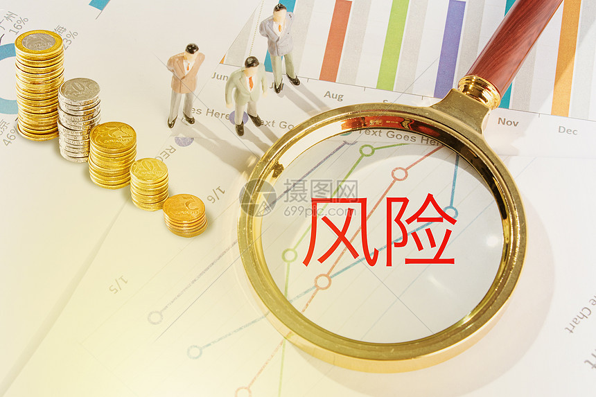 湛江边检站保障40万吨级转子帆加装船安全靠泊